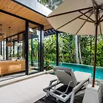 Villa Loxia By Balisuperhost